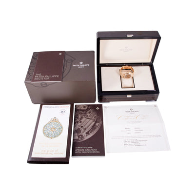 Patek Philippe Nautilus Ladies 7010/1R-012 Full Set | Timepeice360