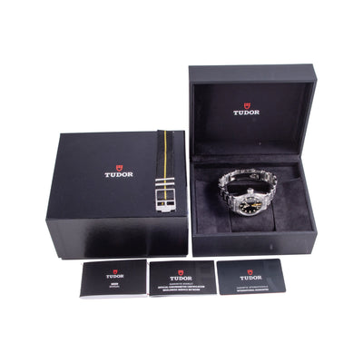 Tudor Black Bay Pro M79470-0001 full set | Timepiece360