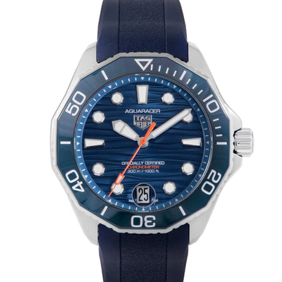 TAG Heuer Aquaracer Professional 300 Date | Timepiece360