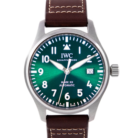 IWC Pilot's Mark XX IW328205 | Timepiece360