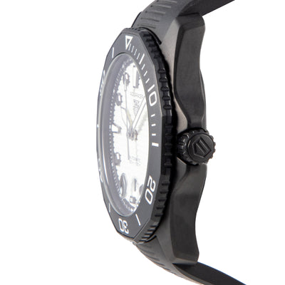 TAG Heuer Aquaracer Professional 300 Date | Timepiece360