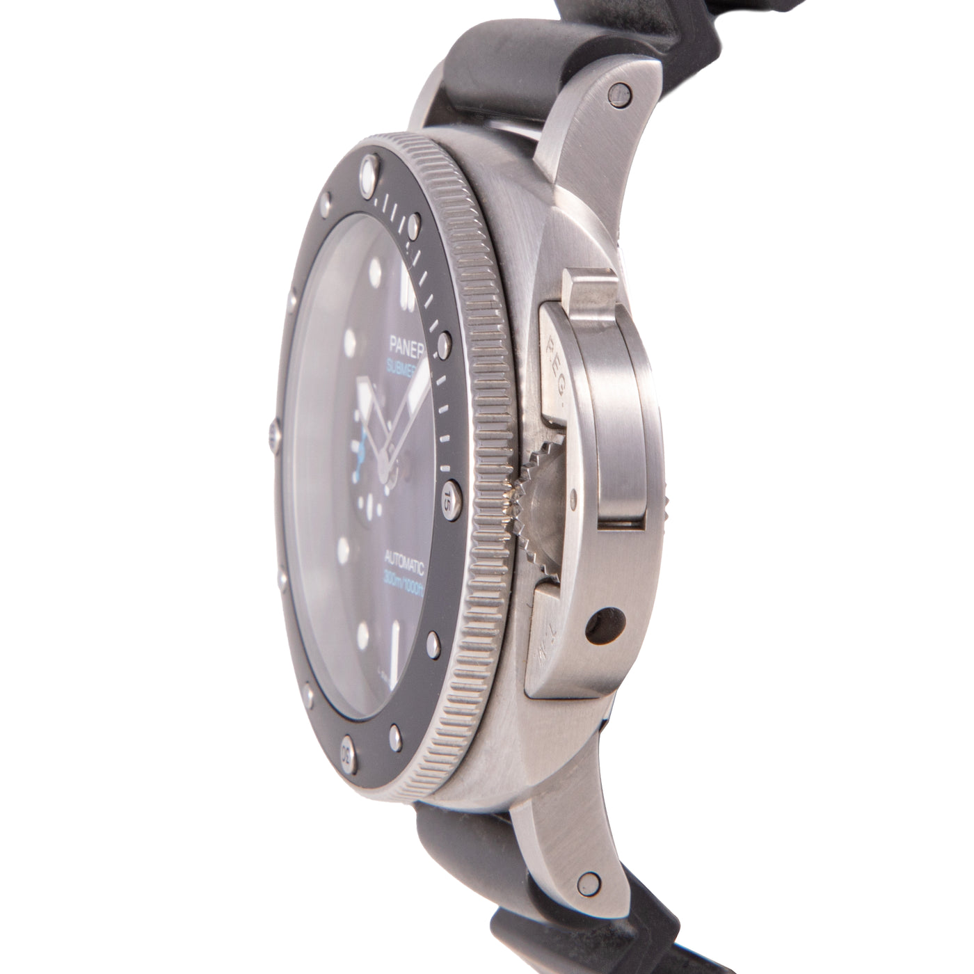 Officine Panerai Submersible PAM02683 | Timepiece360