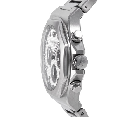 Girard-Perregaux Laureato Chronograph 81020-11-131-11A | Timepiece360