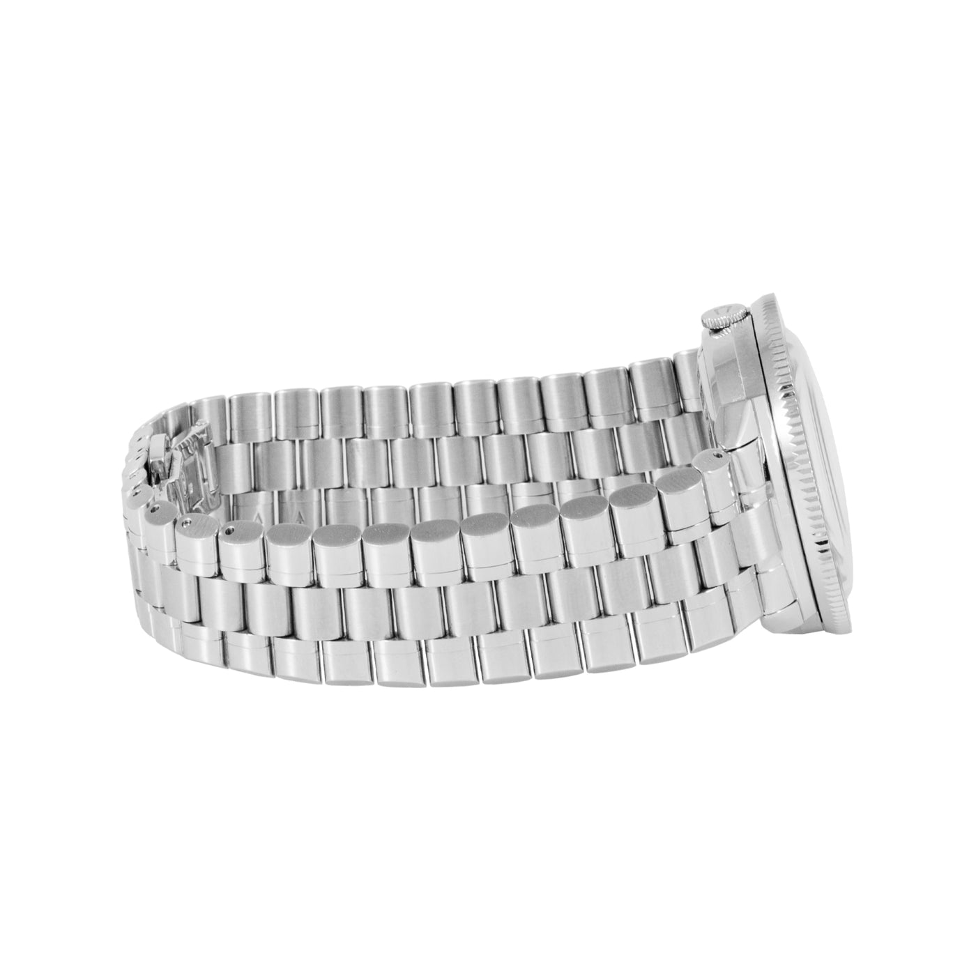 Bulova Accutron Astronaut 2SW8A002 | Timepiece360