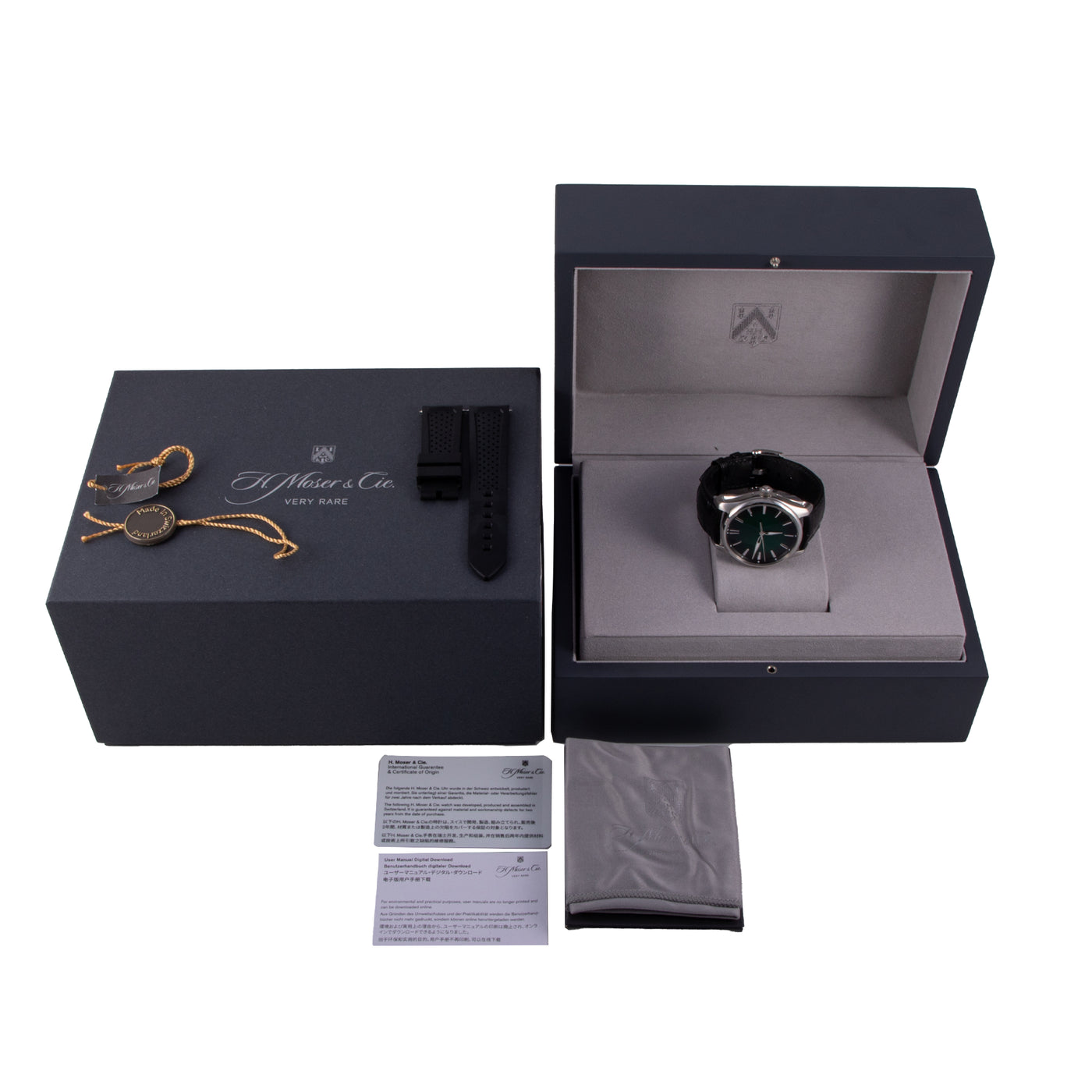 H Moser & Cie. Pioneer Centre Seconds Cosmic 3201-1201 | Timepiece360