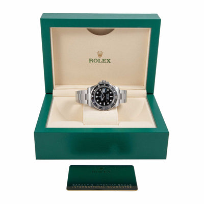 Rolex Submariner Date 126610LN full set | Timepiece360